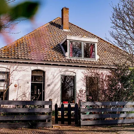 Diek 27 Farmhouse *