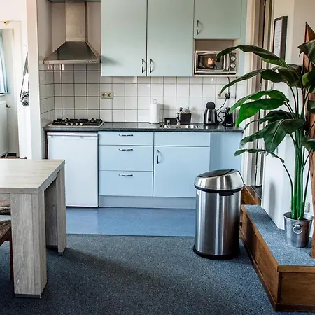 Apartment Diek 27 Farmhouse Den Hoorn (North Holland)