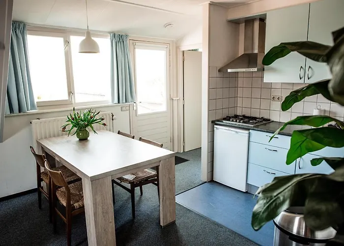 Daire Diek 27 Farmhouse Den Hoorn (North Holland)