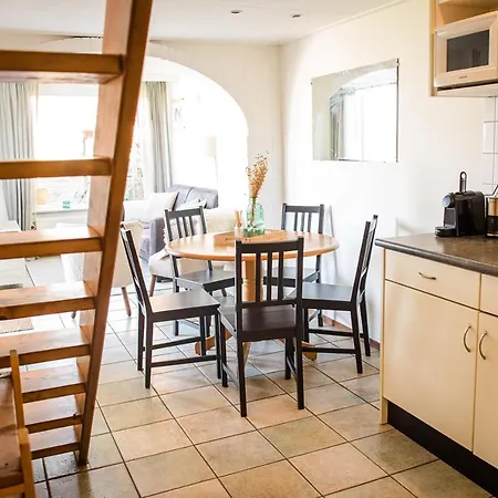 Diek 27 Farmhouse Apartamento *