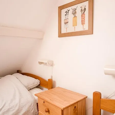 Diek 27 Farmhouse * Den Hoorn (North Holland)